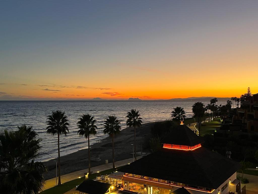 Bahia De La Plata Seafront Estepona